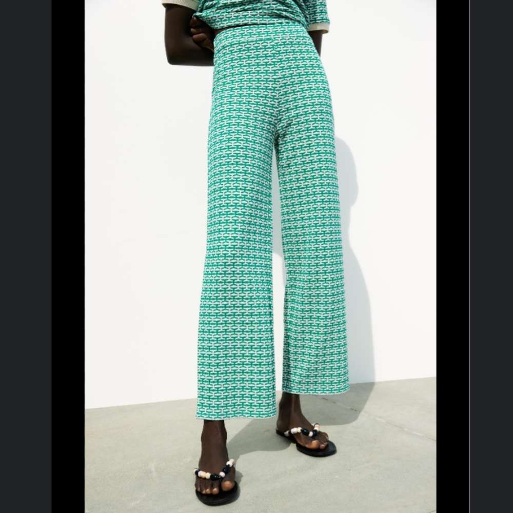 Zara Green And White Patterned Women's Pants Small